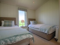 Granary Lodge twin bedroom