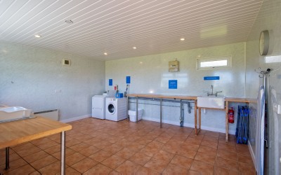 Mossyard laundry room