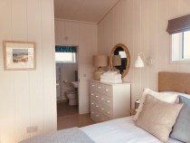 The Moorings bedroom